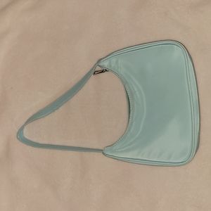 Baby blue shoulder bag